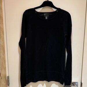 Jones New York Classic Black Crew Neck Sweater